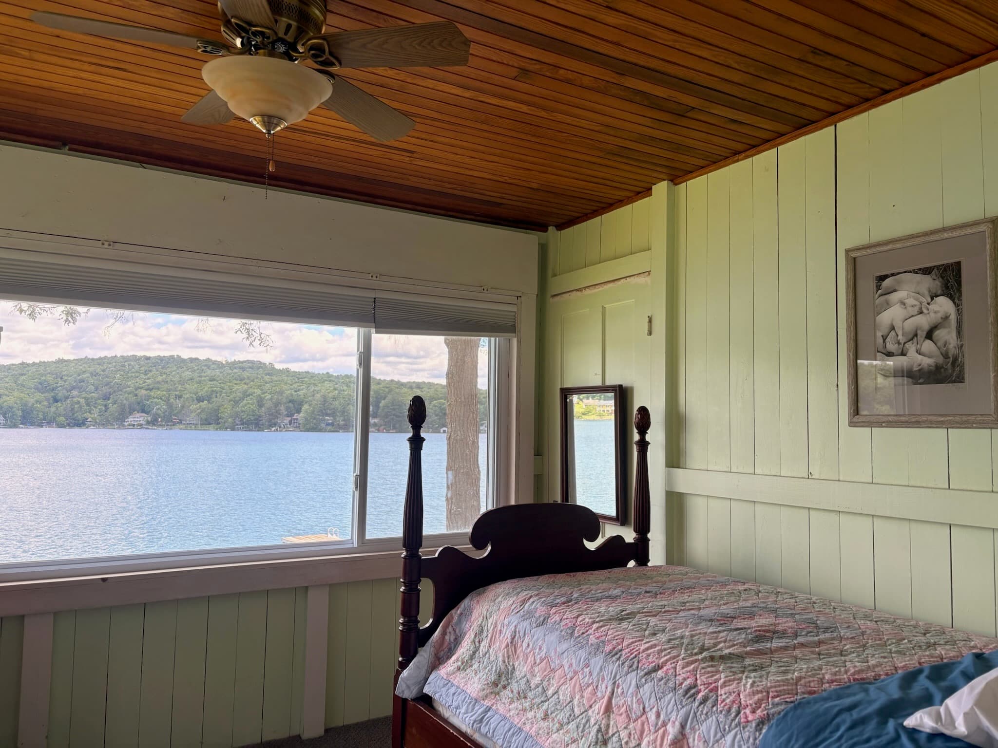 The Lake View Pig Room